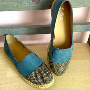 Bash size 12 Women shoes